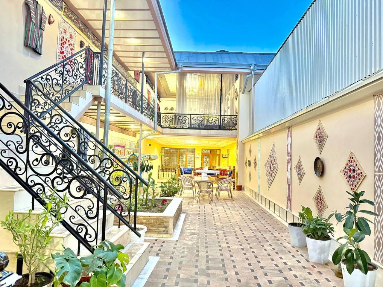 Yusuf Gold House Hotel Самарканд Екстериор снимка