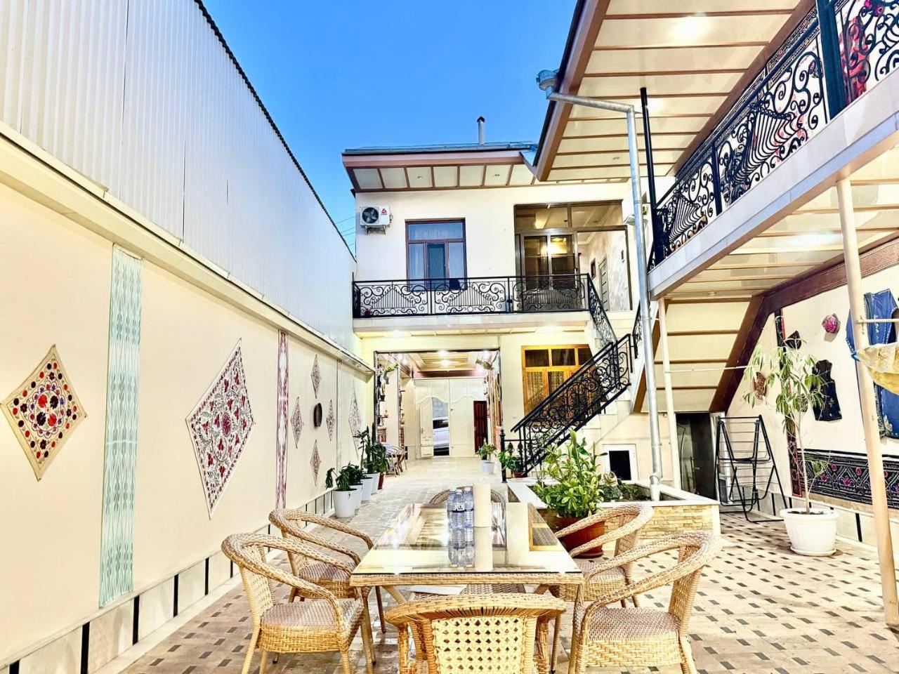 Yusuf Gold House Hotel Самарканд Екстериор снимка