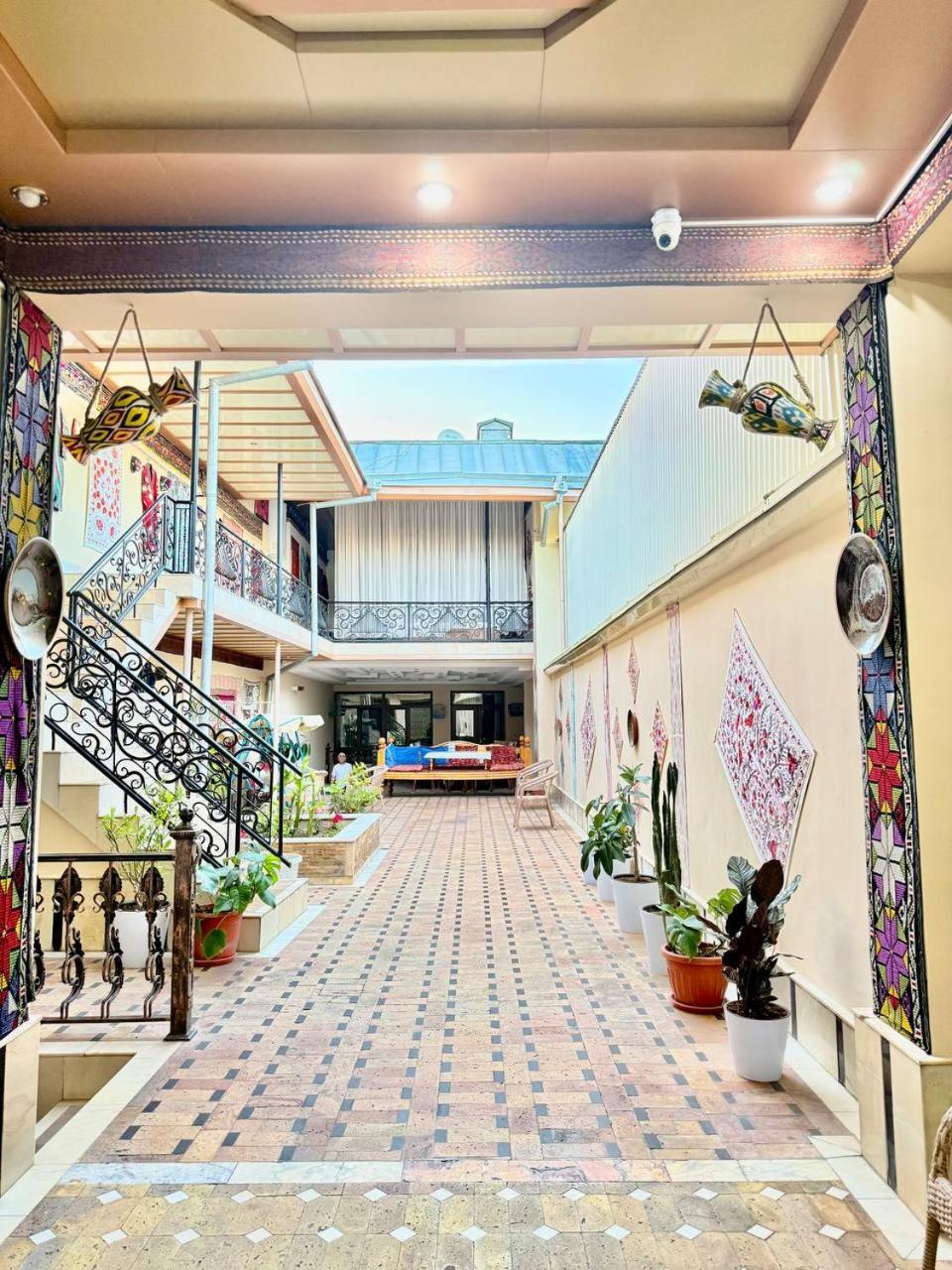 Yusuf Gold House Hotel Самарканд Екстериор снимка